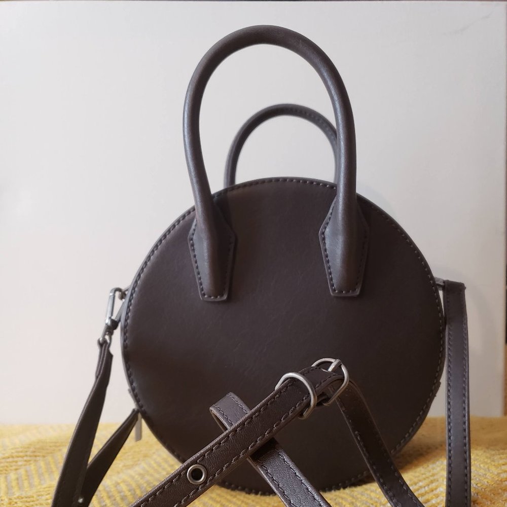 Matt & Nat Vegan Leather Mini Kate Circle Bag